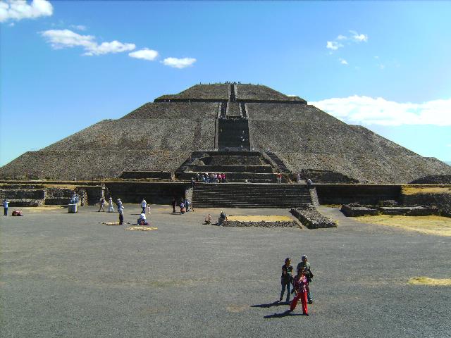 Sun pyramid